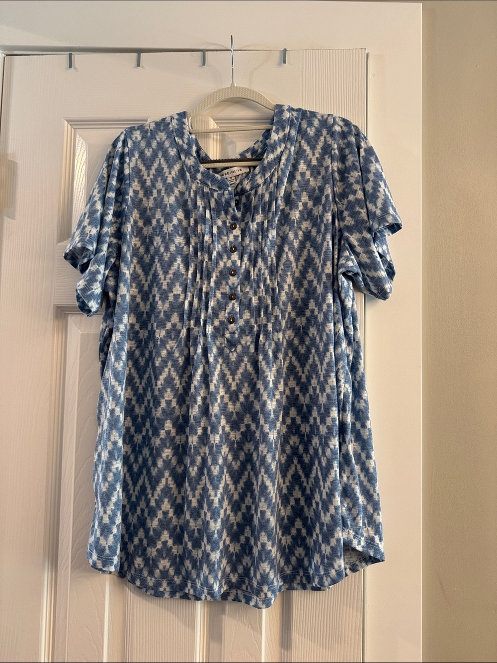 Rose & Olive Blue and White Short Sleeve Henley Top